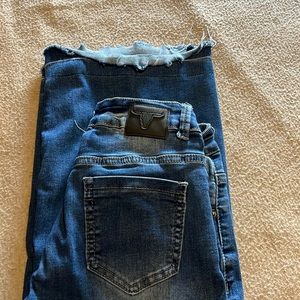 L&B Jeans